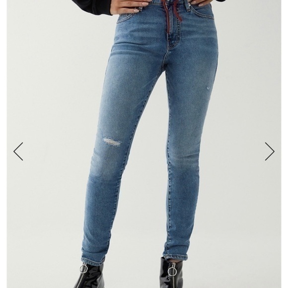 True Religion Jennie High Rise Destroy Jeans - Picture 4 of 7